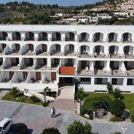 호텔 Puglia Garden 4*